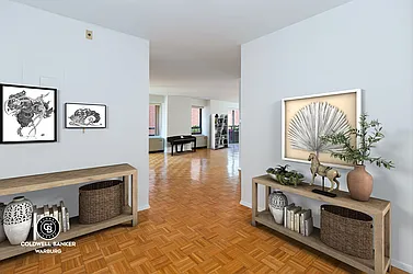 Rented by Coldwell Banker Warburg