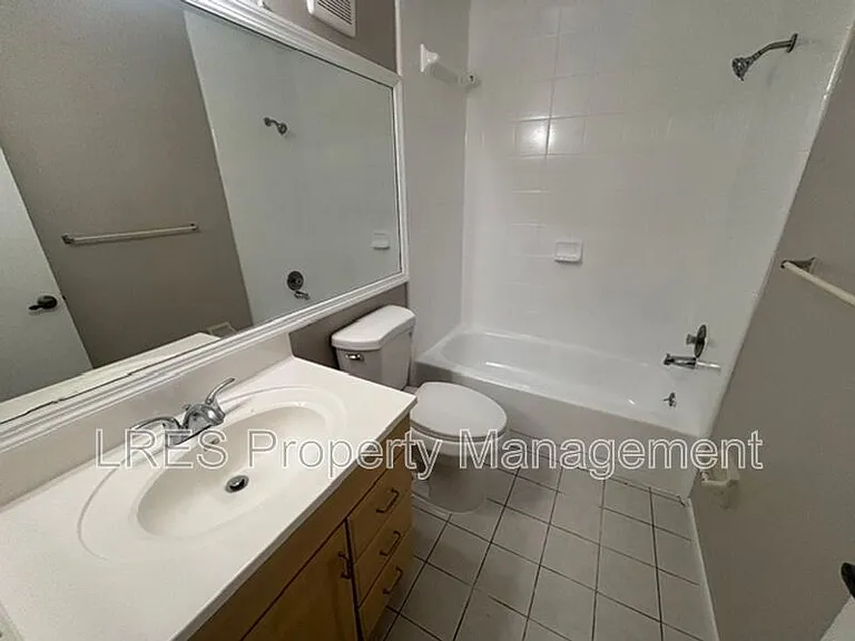 4564 Pheasant Run Dr — Photo 18