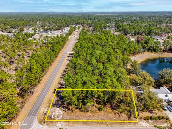 700 Fifty Lakes Drive, Southport, NC 28461