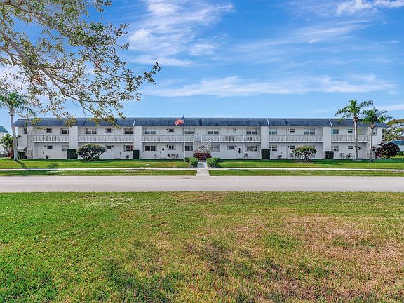 3rd image of 3154 Meridian Way S #2