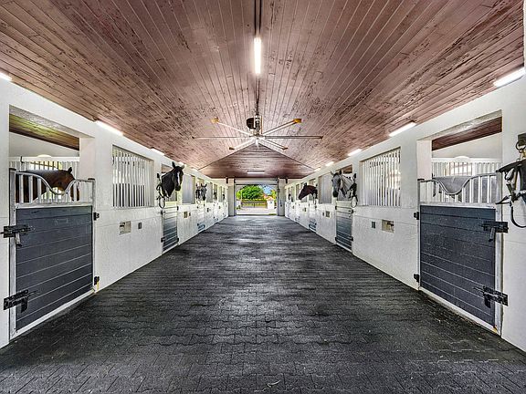 3rd image of 14155 Equestrian Way