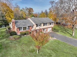 2 Prides Xing, New City, NY 10956