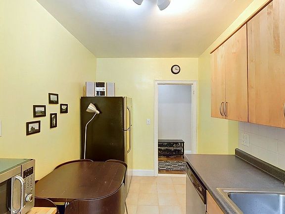 3rd image of 48-42 44th St APT 6K