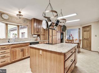 4022 N Randolph St, Arlington, VA 22207