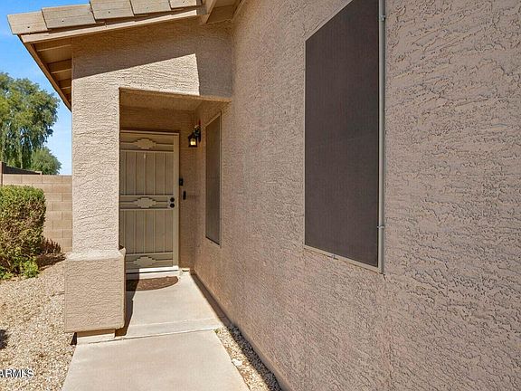 5th image of 42342 W HALL Drive