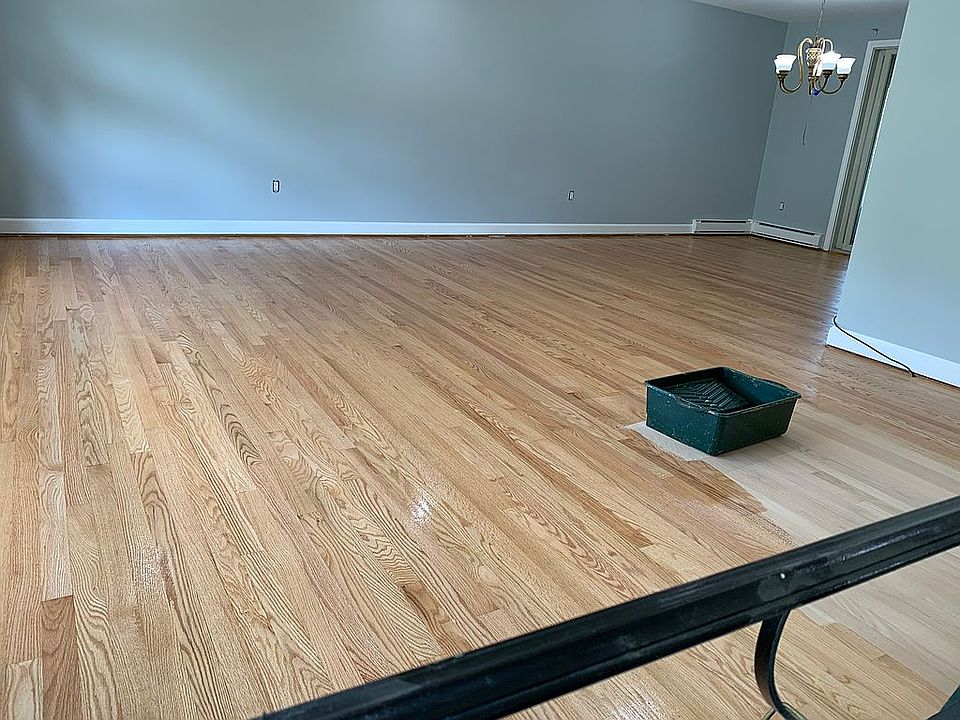 2nd image of 210 Garry Dr