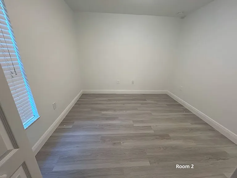 5023 Quadrangle Ct — Photo 20