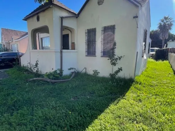 846 E 83rd St, Los Angeles, CA 90001