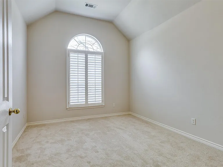 5233 Stone Brooke Xing — Photo 10