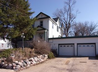 812 4th Ave SE, Waseca, MN 56093