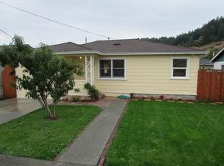 541 2nd Ave, Rio Dell, CA 95562