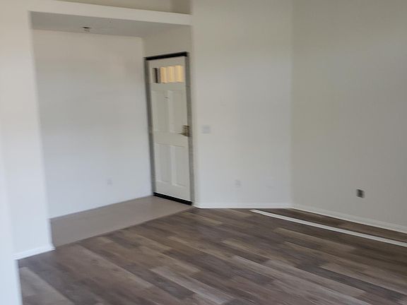 2nd image of 126 S Catalina Ave Unit 203