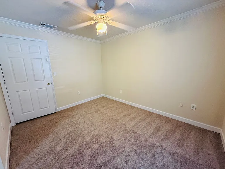 18557 Bridle Club Dr — Photo 27