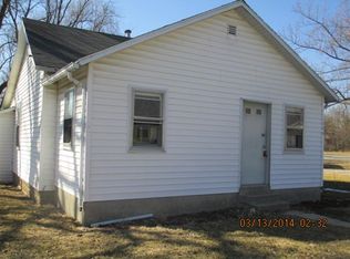 1006 S Monroe St, Lewistown, IL 61542
