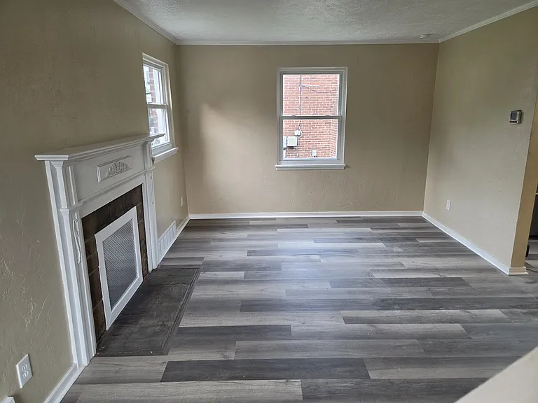 5272 Fieldcrest Dr — Photo 13
