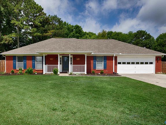 2nd image of 131 Kittyhawk Ln