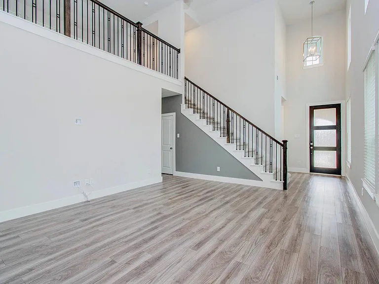 14910 Mossycup Spur Way — Photo 12
