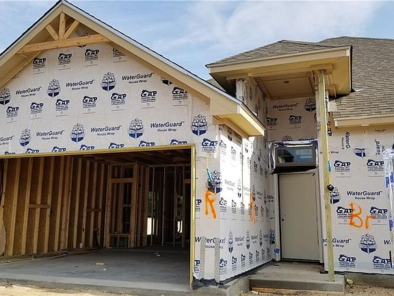 2nd image of 3205 Crystal Ann Dr