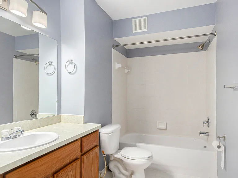 799 Addington Ln — Photo 16