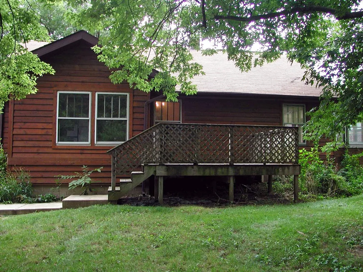 2 bed, 1300 sqft, $1,790 — Photo 3