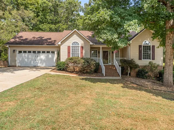 703 Sunny Shore Ln, Anderson, SC 29621