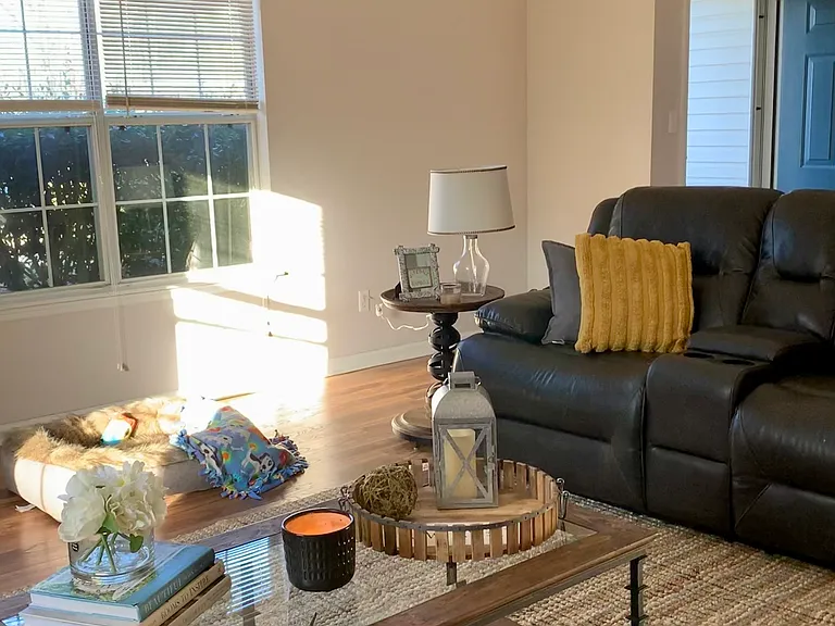 621 Forest Creek Cir — Photo 7