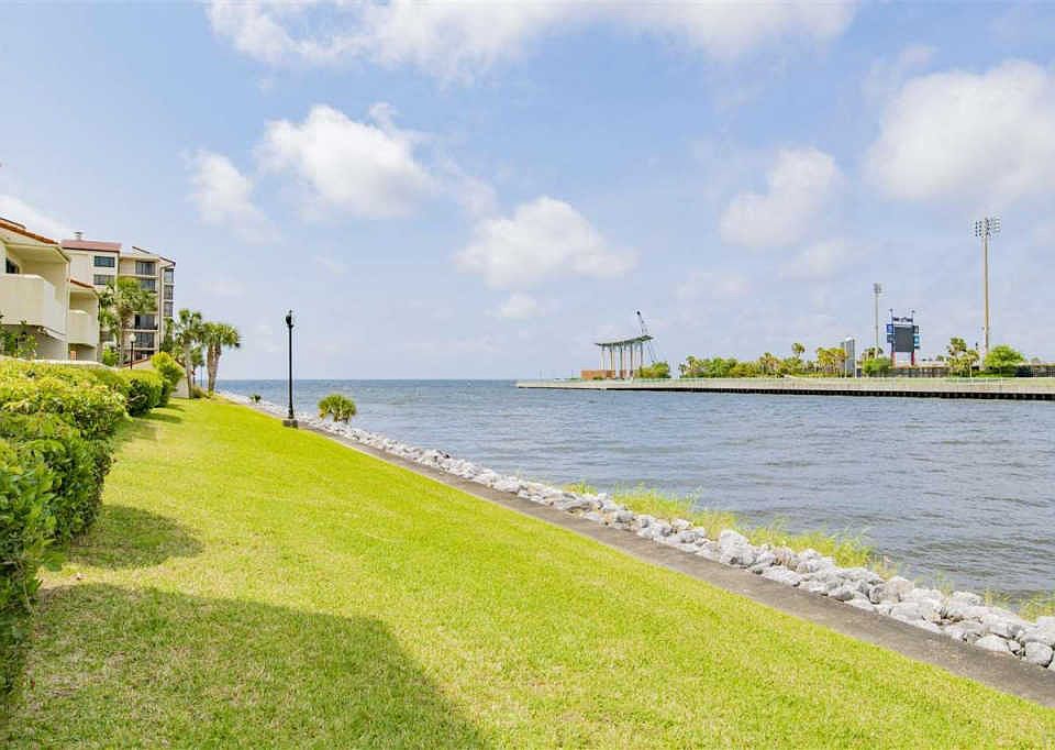 1st image of 23 Port Royal Way