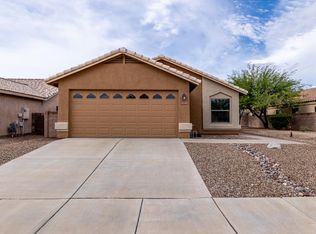 10397 E Rose Hill St, Tucson, AZ 85747