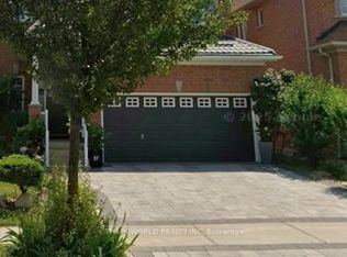 37 Santa Amato Cres, Vaughan, ON L4J 0E9