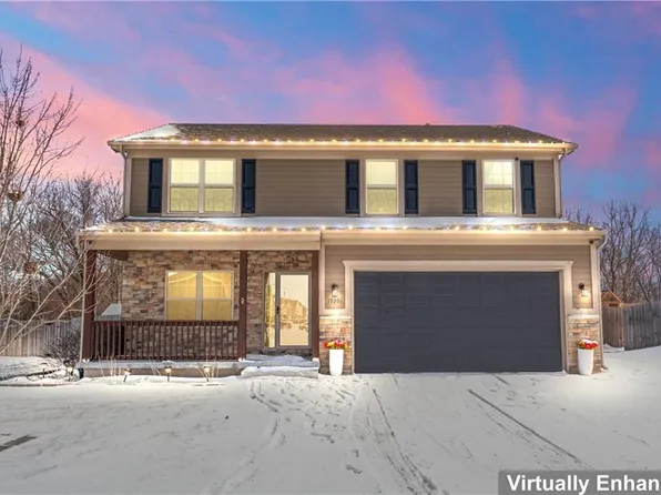 19201 NE Switchgrass Dr, Smithville, MO 64089