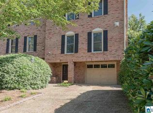 2407 Richelieu Ln, Hoover, AL 35216