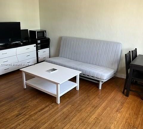 3rd image of 745 15th St APT 8