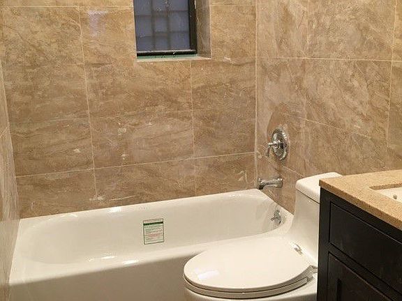 2nd image of 4525 39th Pl APT 3D
