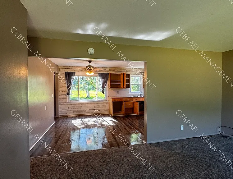 2462 Miami Beach Dr — Photo 10