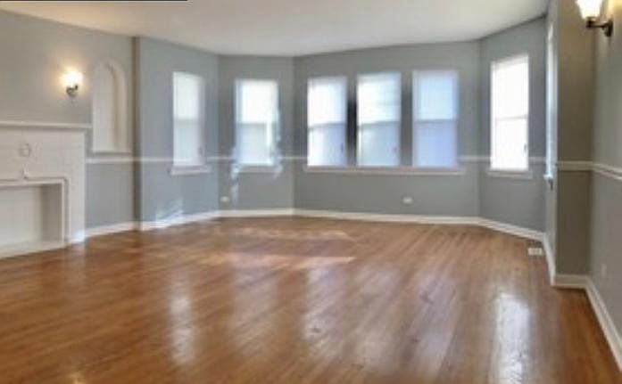 1st image of 7824 S Oglesby Ave #3