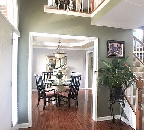 4th image of 532 Brookwater Ln