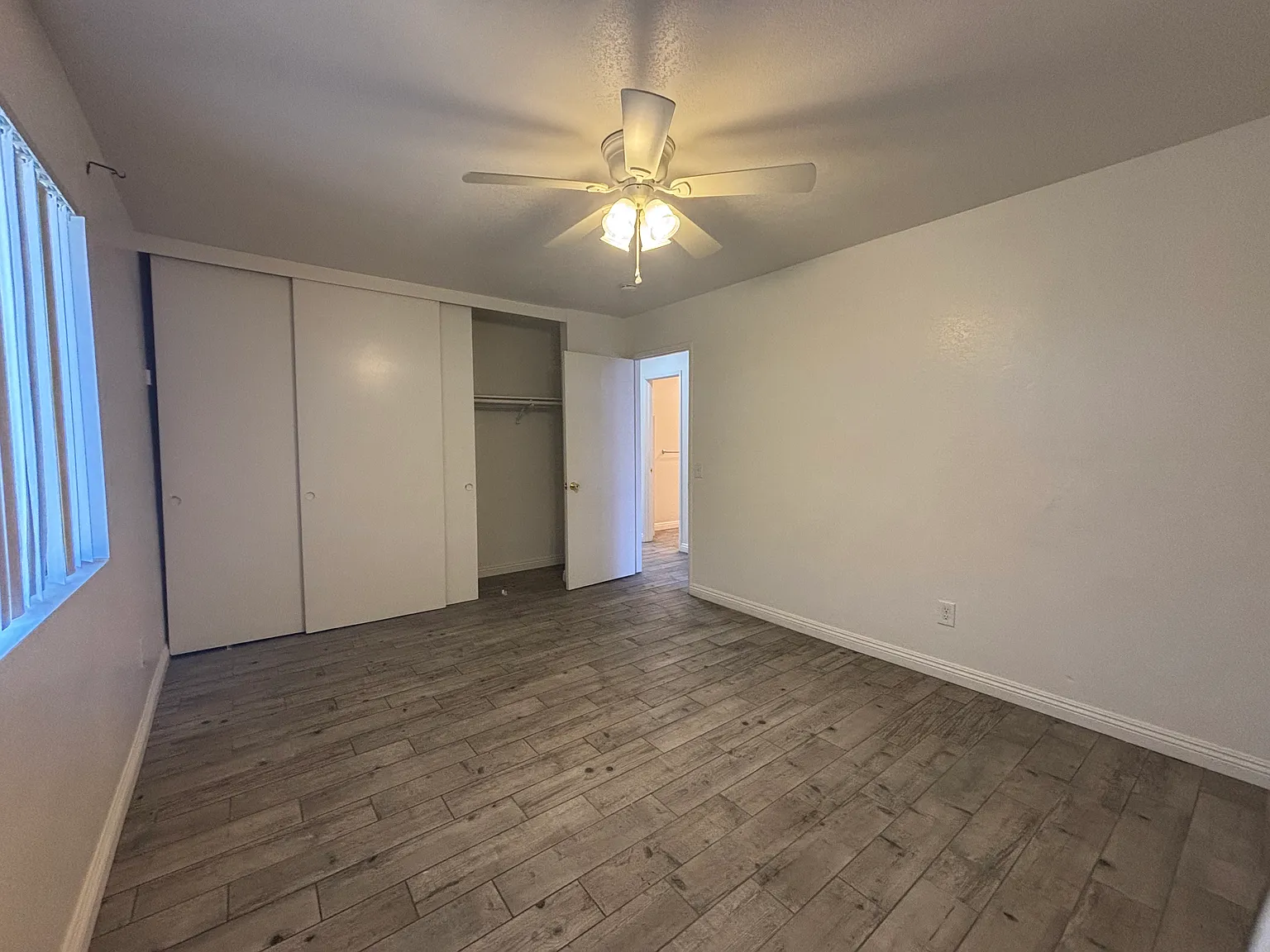 2 bed, 873 sqft, $2,270 — Photo 1