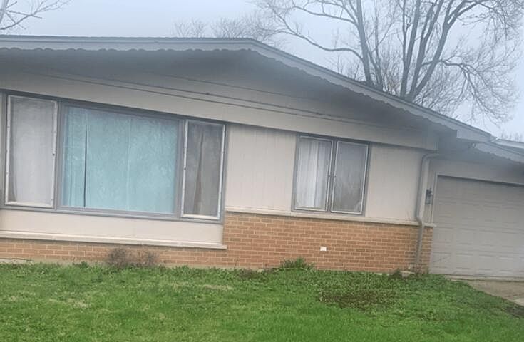 1st image of 224 N Pleasant Dr