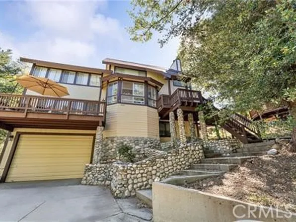 1027 Grass Valley Rd, Lake Arrowhead, CA 92352