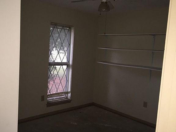 5th image of 7164 Polder Dr