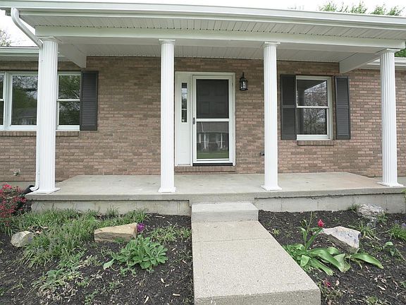 2nd image of 124 Meadow Creek Dr