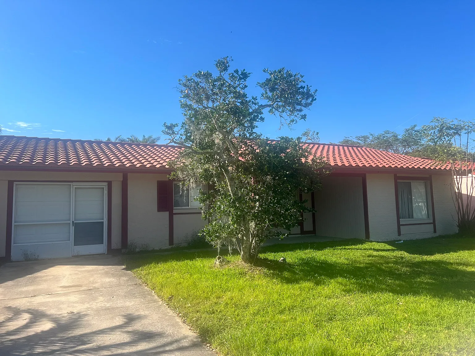 2 bed, 1268 sqft, $2,100 — Photo 3