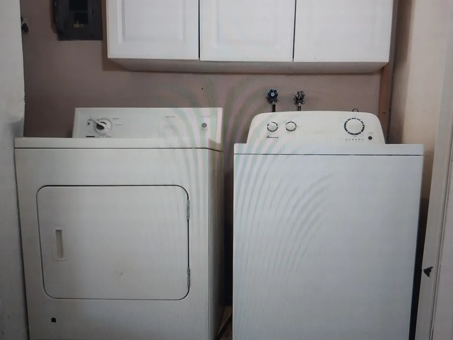 3 bed, 1200 sqft, $900 — Photo 4