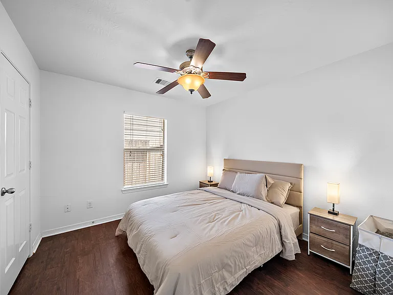 11411 Edmond Thorpe Ln — Photo 7