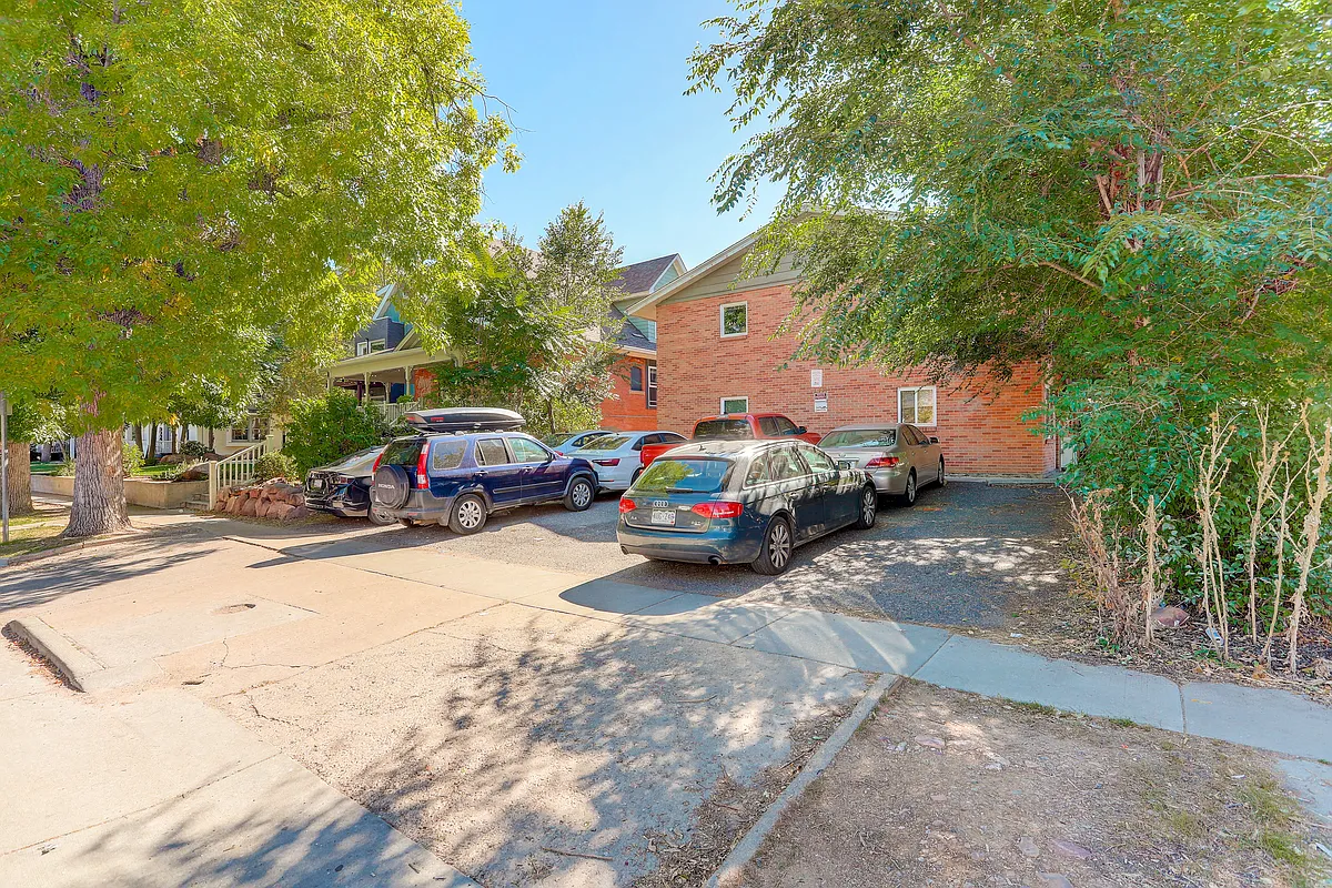 Building Photo - 1224 11th St #6