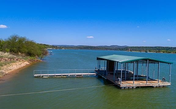 2nd image of 451 Chimney Cove Dr