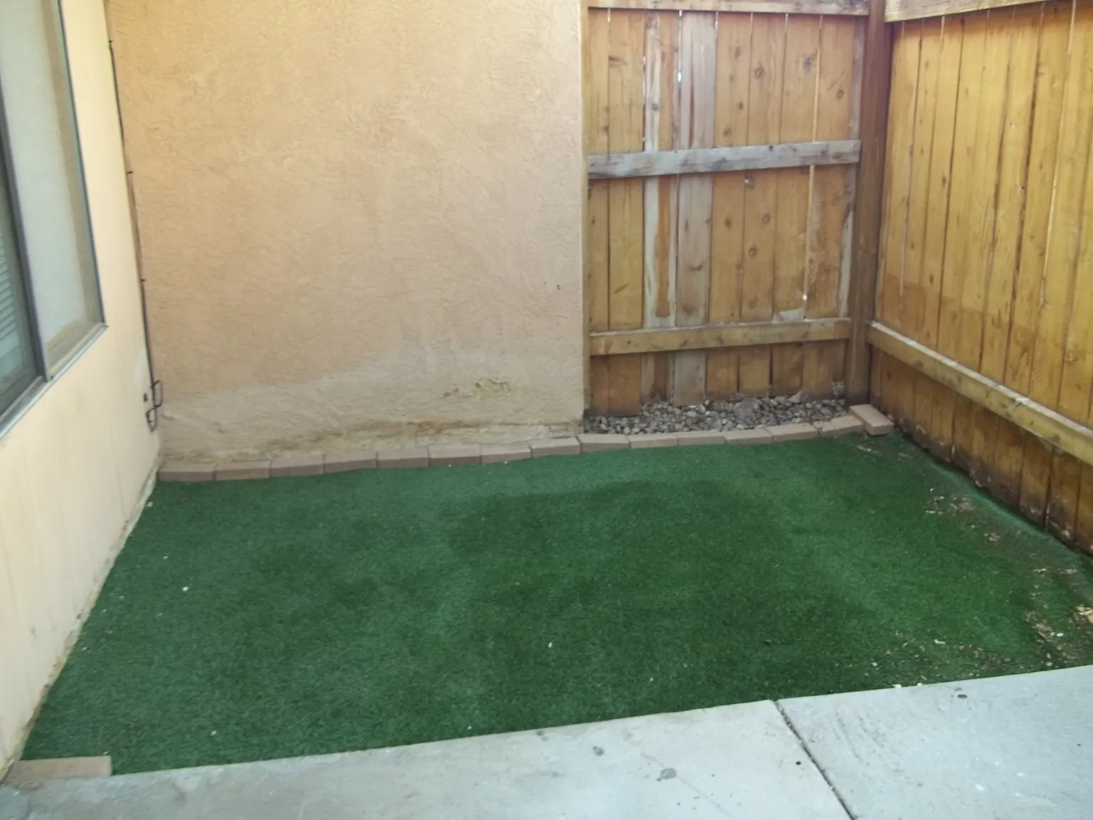 2 bed, 750 sqft, $1,000 — Photo 3