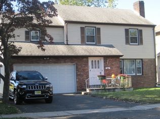 556 Forest Rd, Scotch Plains, NJ 07076