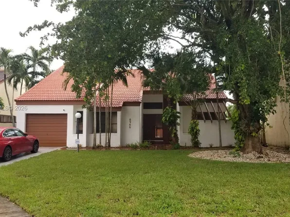 8946 SW 150th Court Cir E, Miami, FL 33196