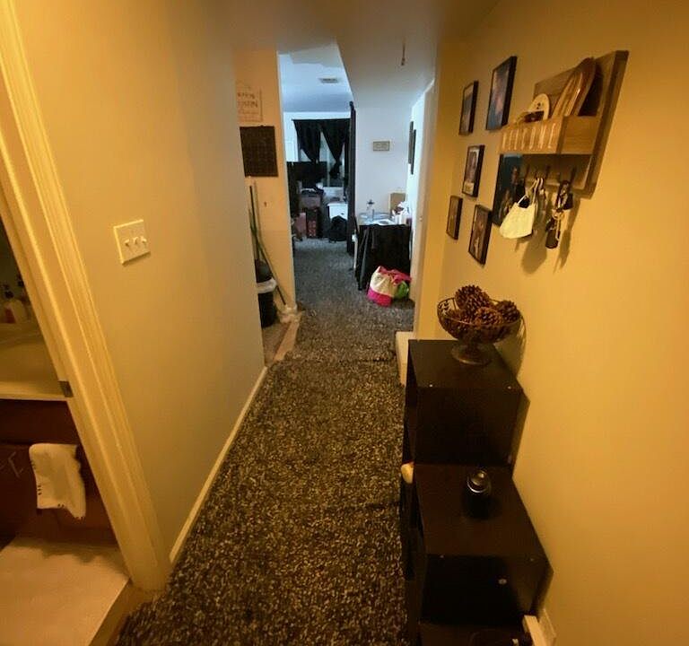 1st image of 142 Riverton Dr